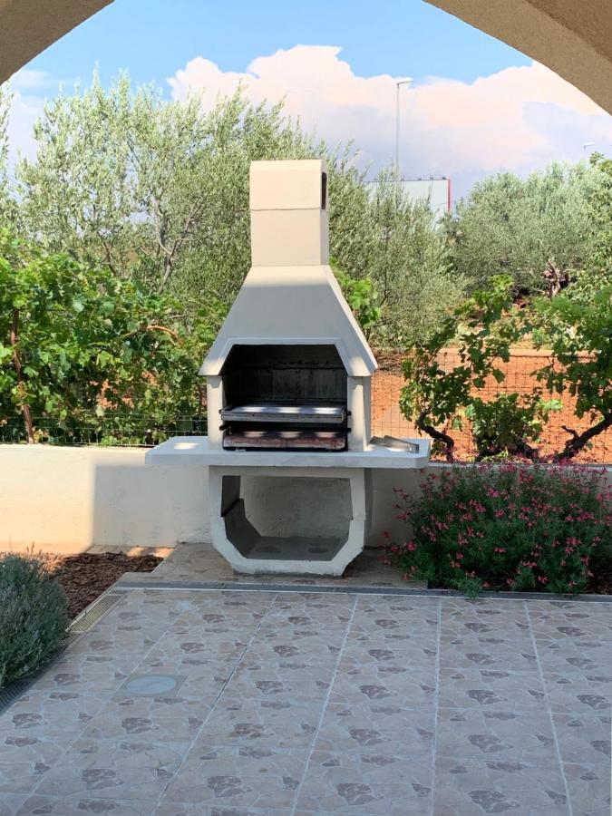 Apartments Mirela Vodice Exterior photo